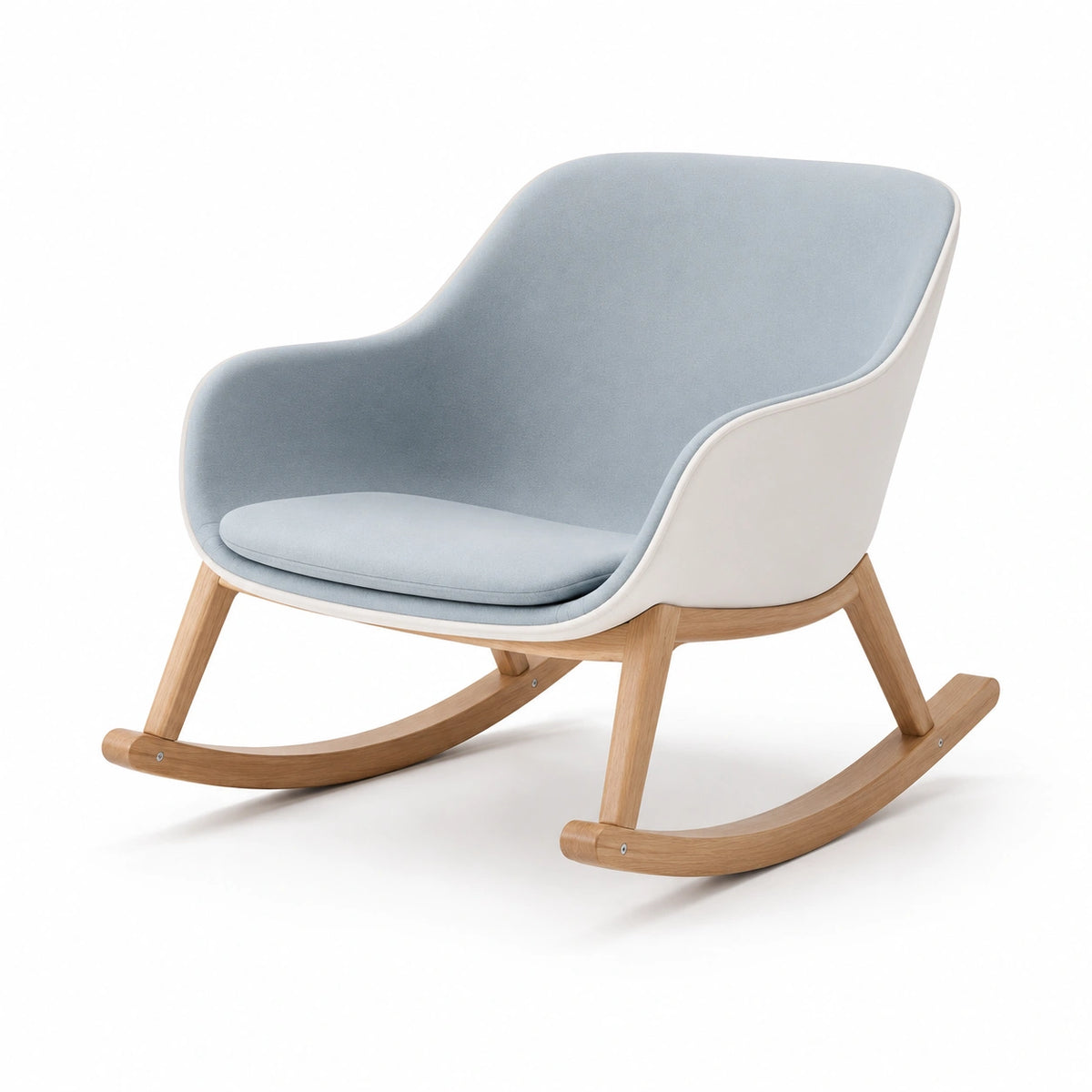 Mecedora de madera y tapizado en gris claro